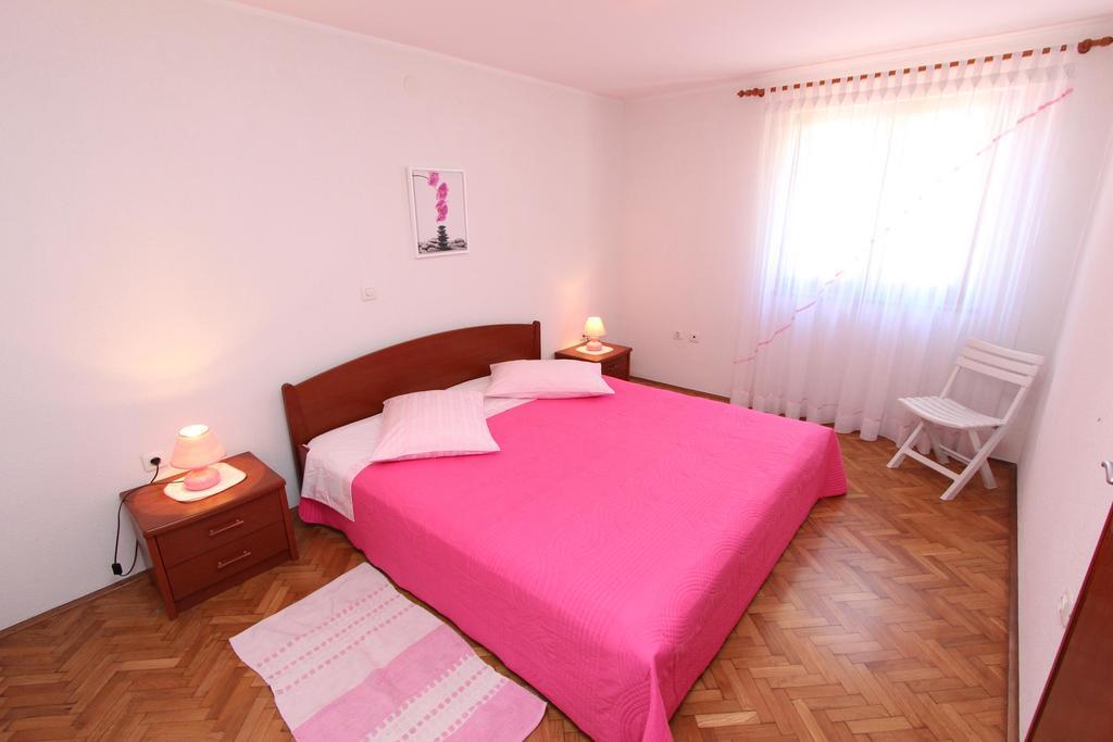 Apartments Pataj 로비니 외부 사진