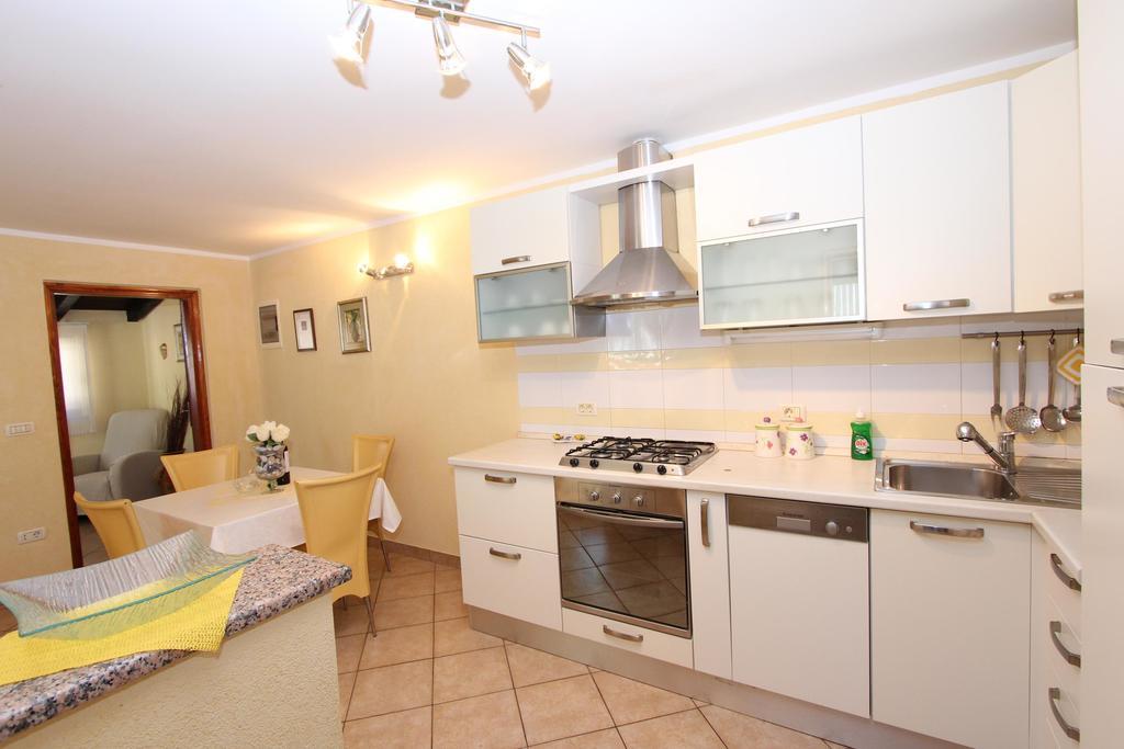 Apartments Pataj 로비니 외부 사진